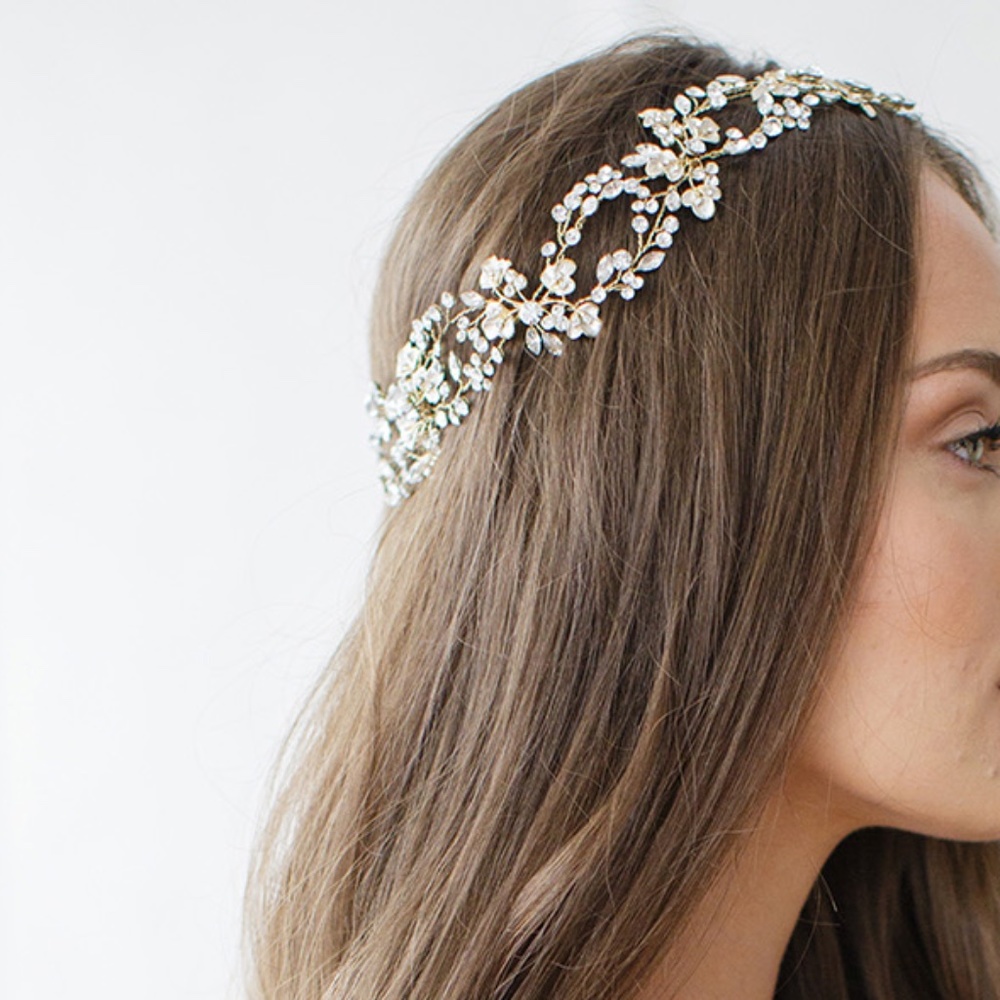 Mila Bridal Halo Hair Accessory